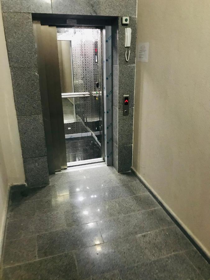 Downtown Batumi Apartment Extérieur photo